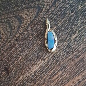 Elegant Blue and Gold Pendant